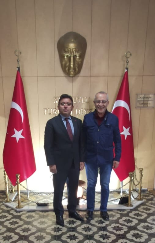 Kültür ve Turizm Eski Bakan Yardımcısı Dr. Abdurrahman ARICI ve Eski Hakem Mutlu ÇELİK, Kaymakamımız Nurullah KAYA' yı ziyaret etti.
